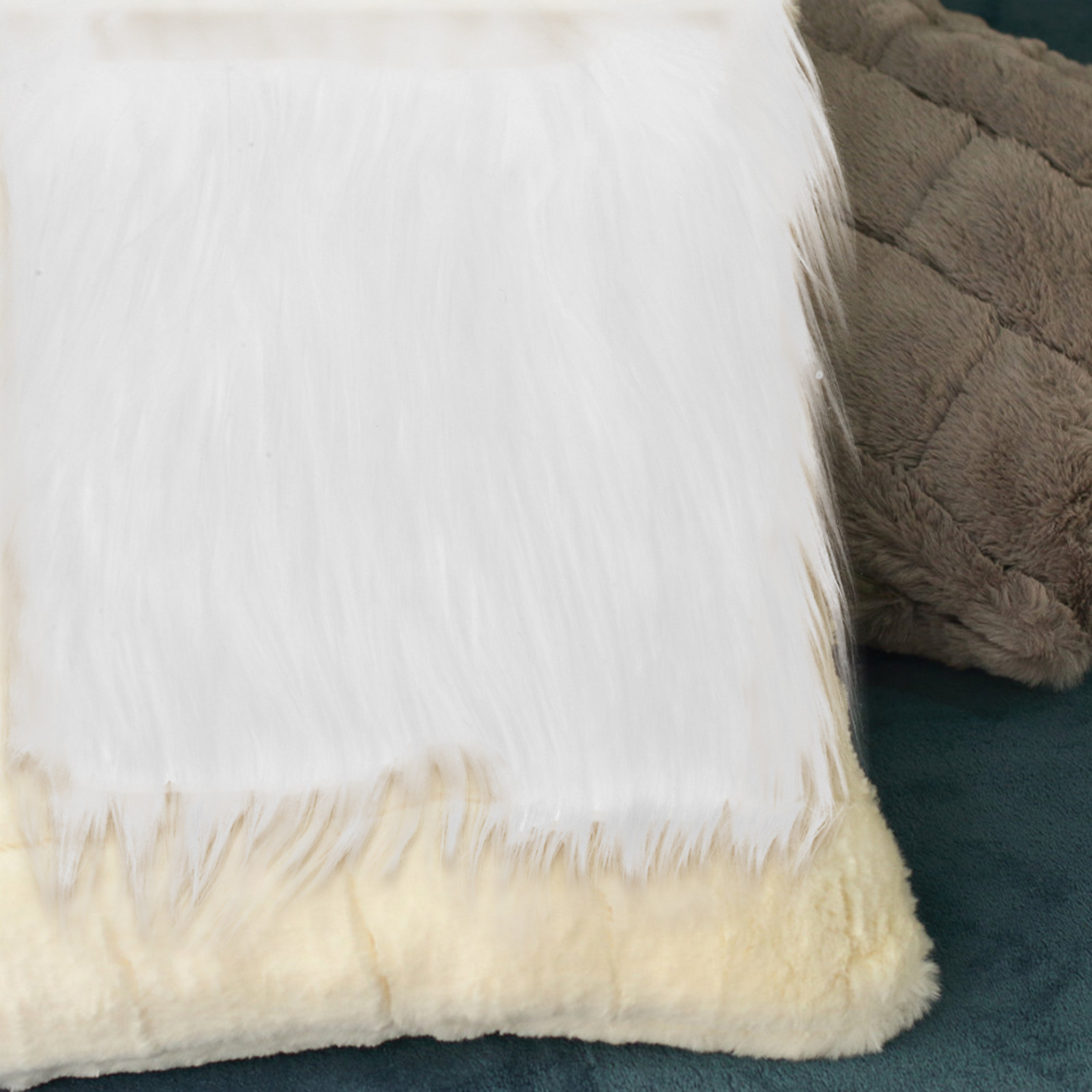 2Pcs Square Long Hair Faux Fab - Home Textiles And Decor reseña y precio